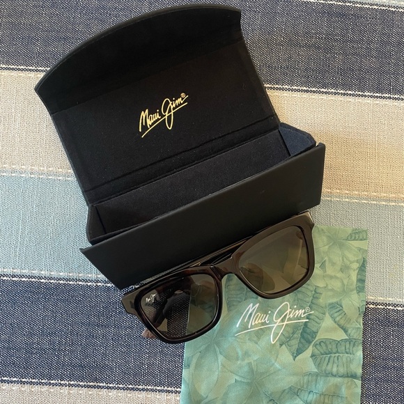 Maui Jim Hanohano Women’s Polarized Sunglasses - Picture 2 of 14